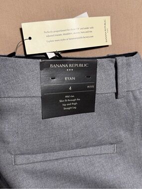 Banana Republic Gray Ryan Petite Straight Leg Pants